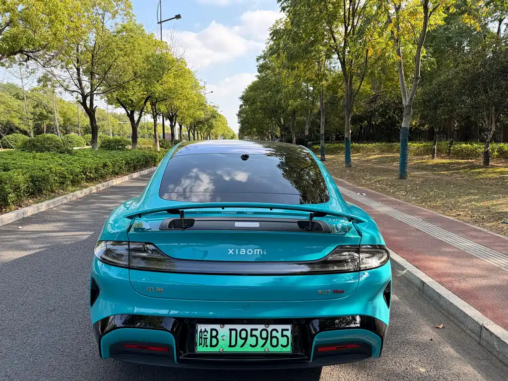 XIAOMI CAR XIAOMI SU7