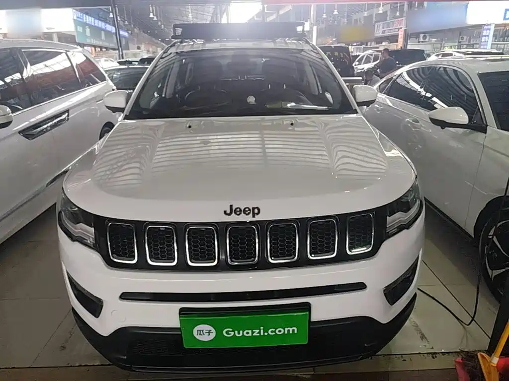 Jeep Compass — миниатюра 3