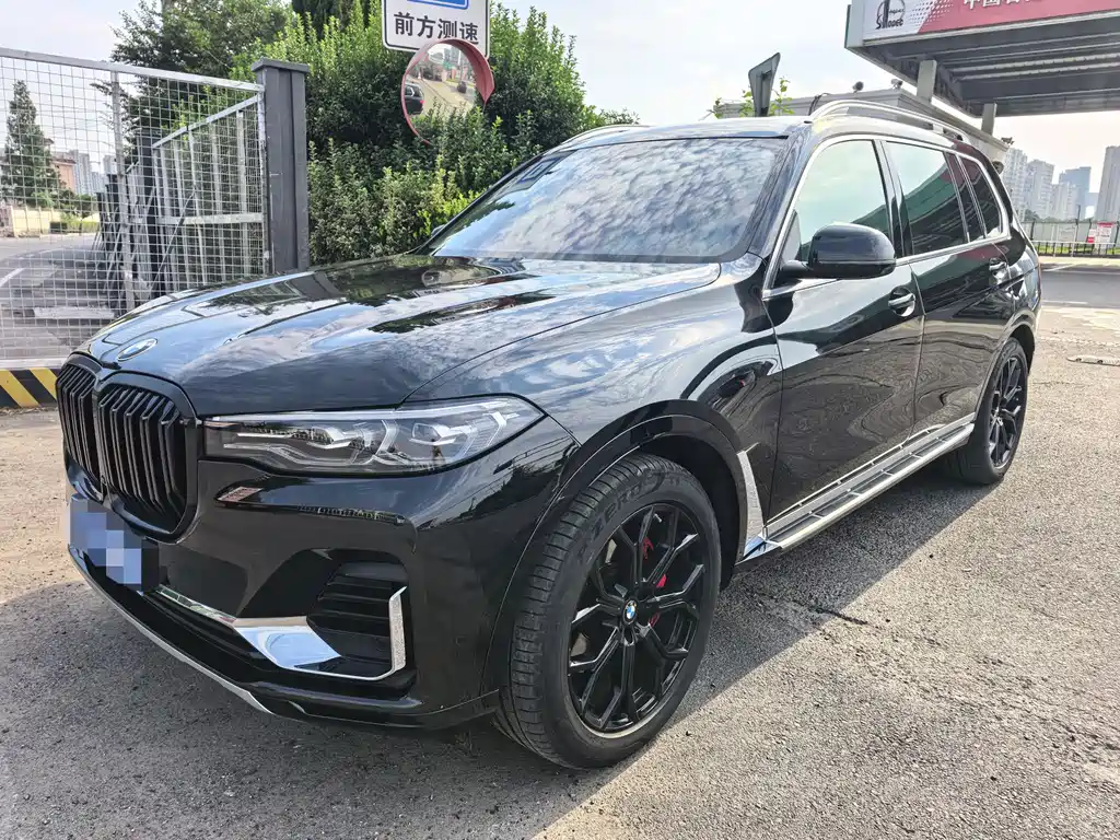 BMW X7 2022 xDrive40i Lead Luxury