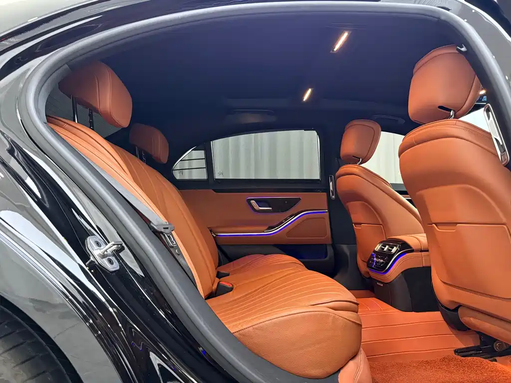 Mercedes-Benz S-Class — миниатюра 14
