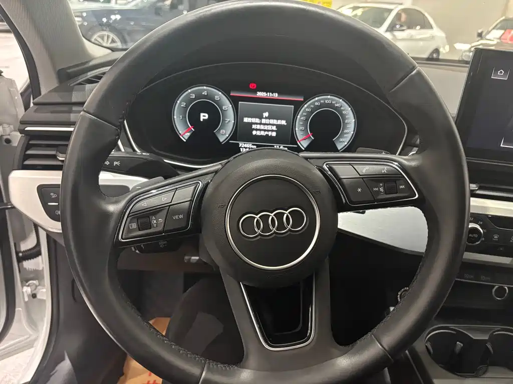 AUDI A4L