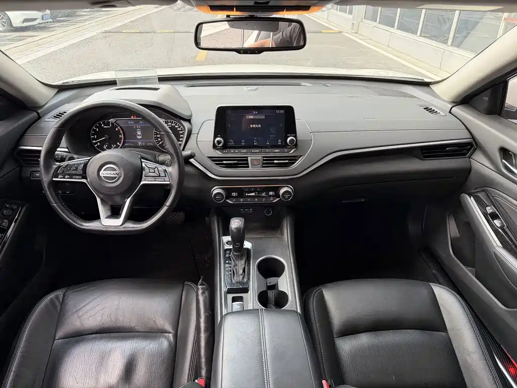 Nissan Teana — миниатюра 10