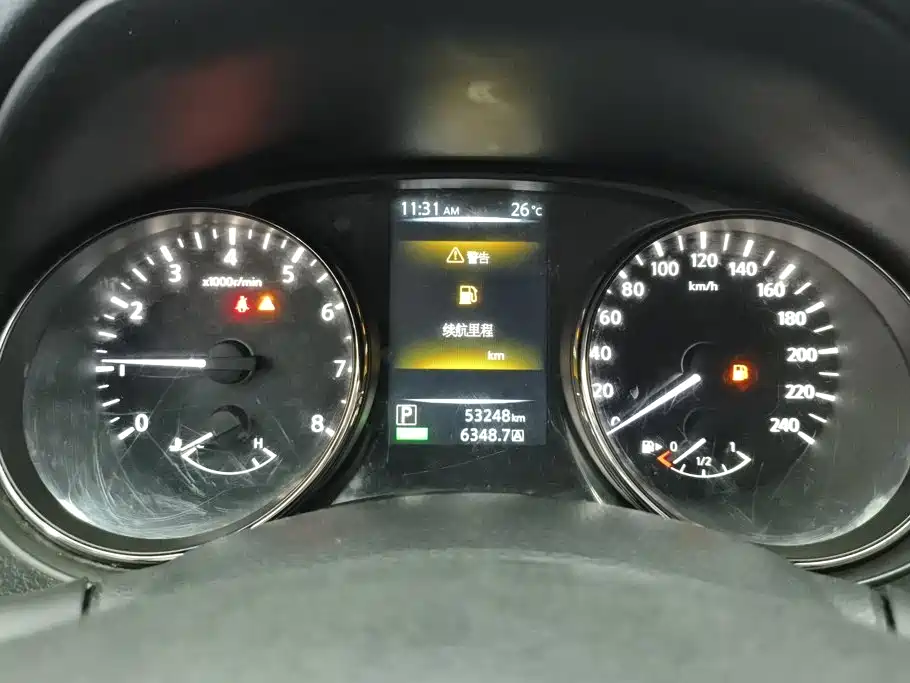 Nissan Qashqai — миниатюра 14