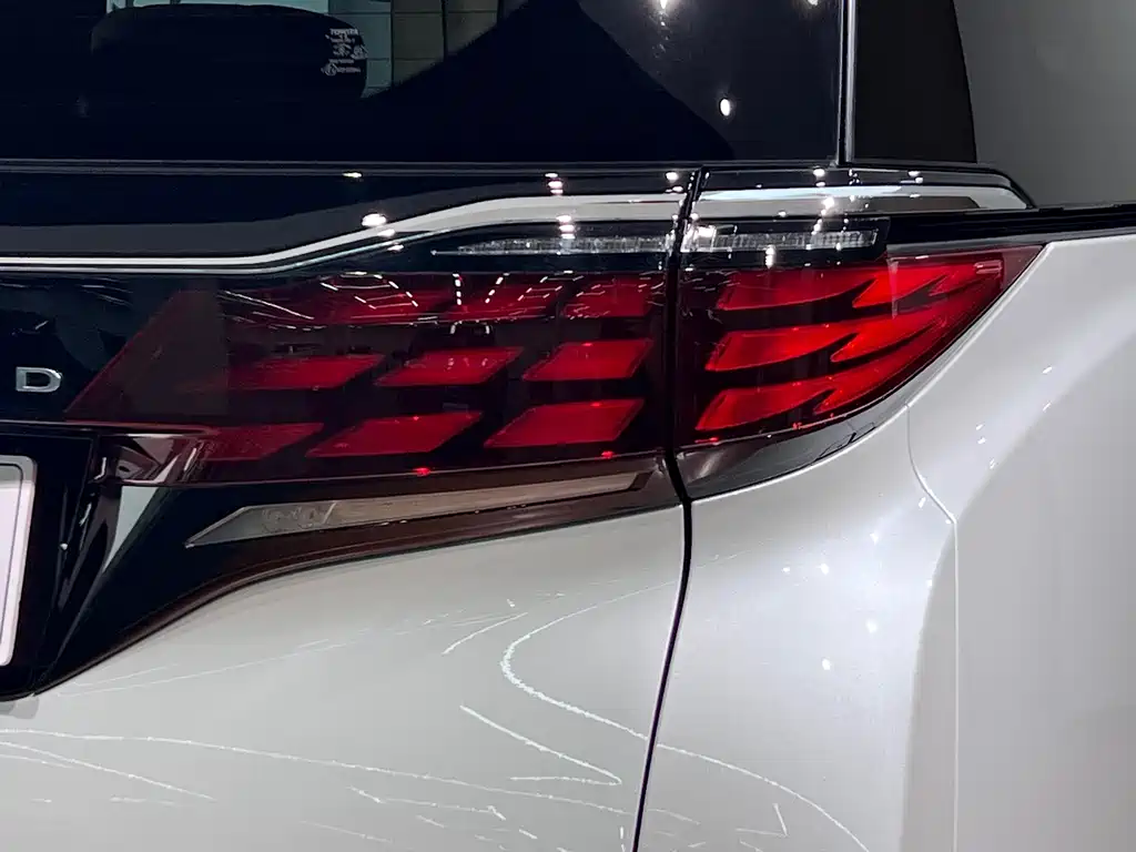 Toyota Alphard 2024 2.5L Premium