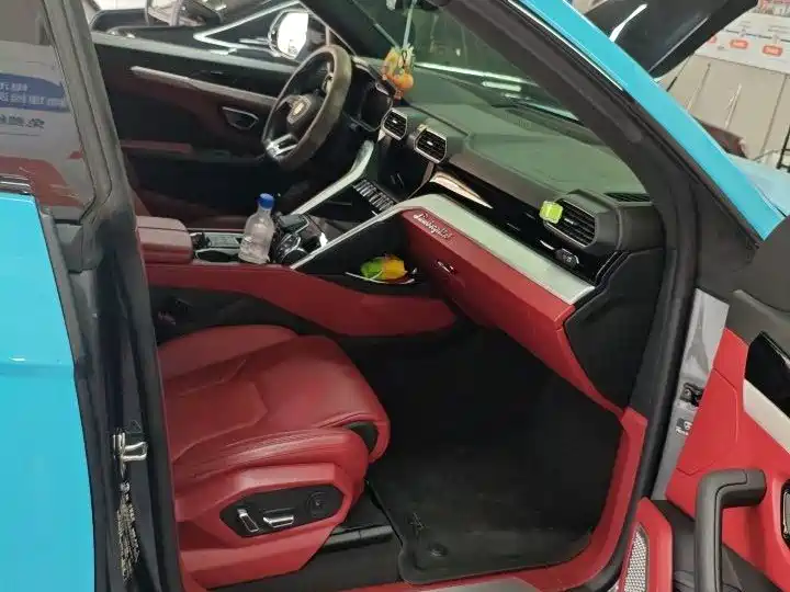 Lamborghini Urus — миниатюра 5