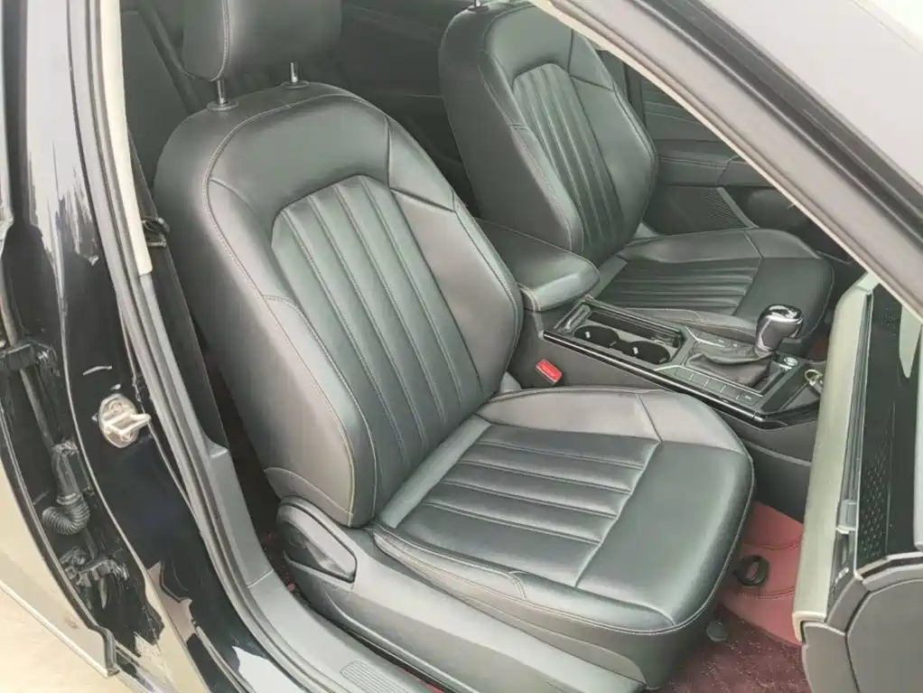 Volkswagen Passat — миниатюра 25