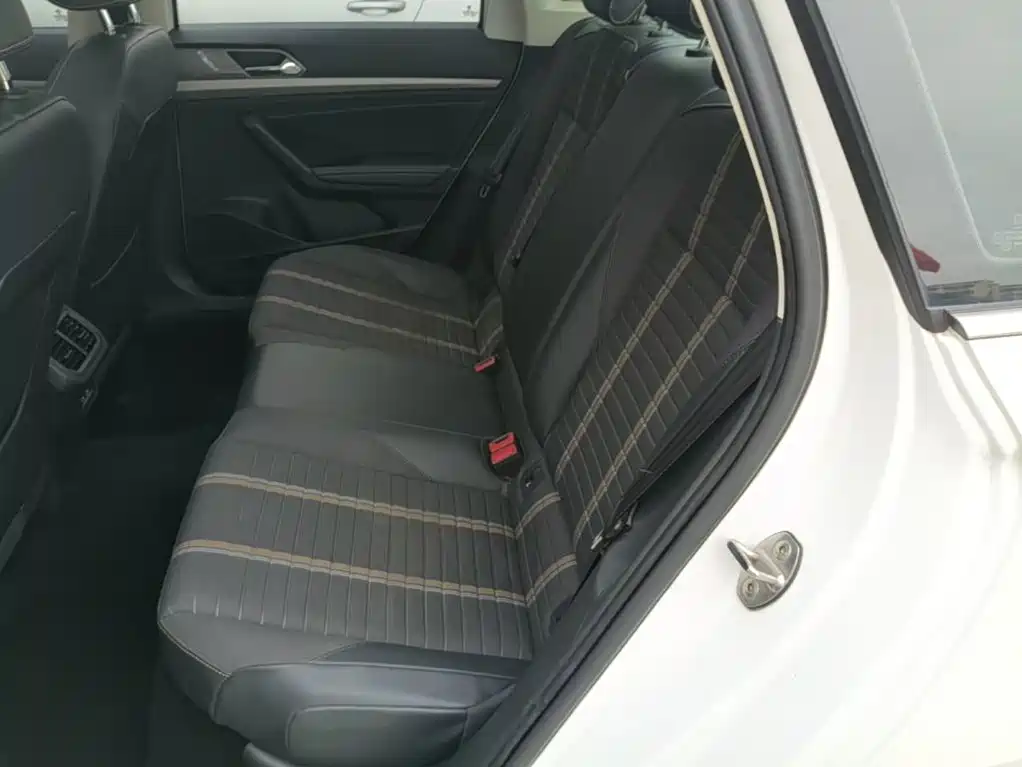 Volkswagen Lavida — миниатюра 17