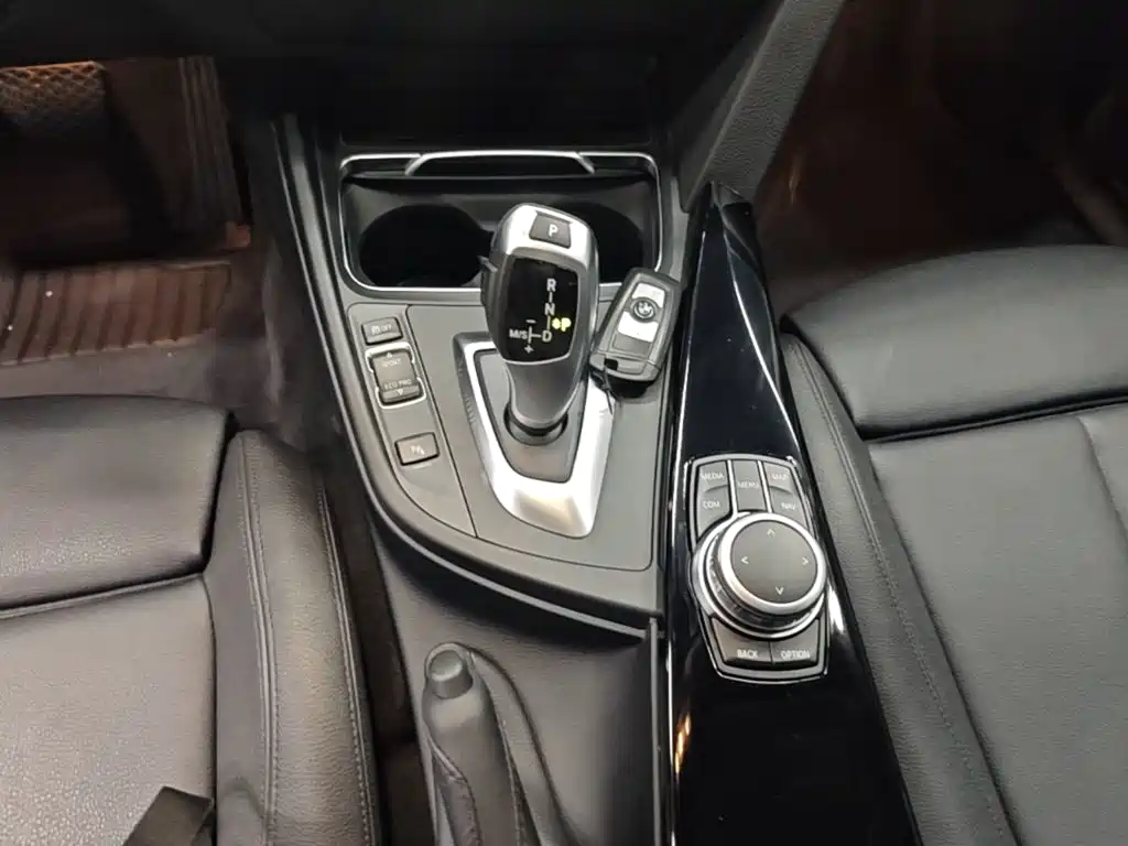 BMW 3 Series GT — миниатюра 14