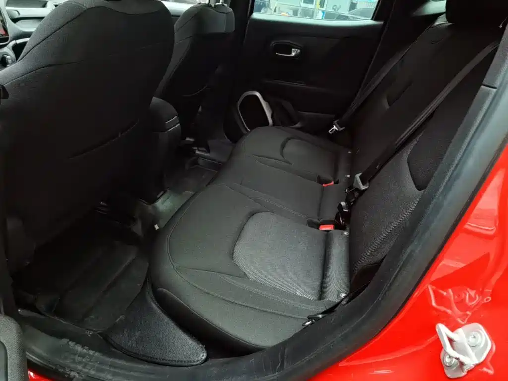 Jeep Renegade — миниатюра 17