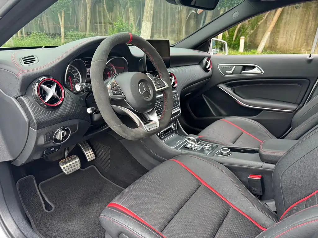 Mercedes-Benz A-Class AMG (Import) AMG A 45 4MATIC, фото 6
