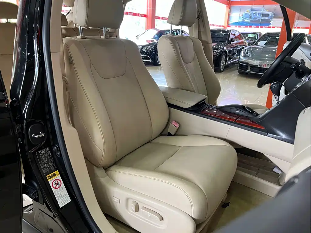 Lexus RX Classic — миниатюра 13