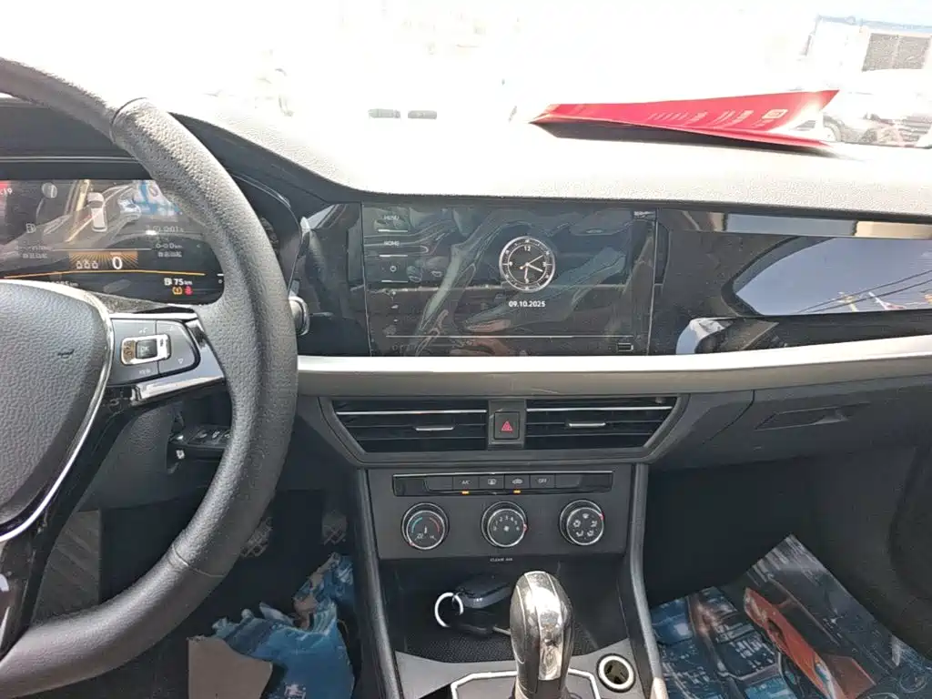 Volkswagen Lavida — миниатюра 13