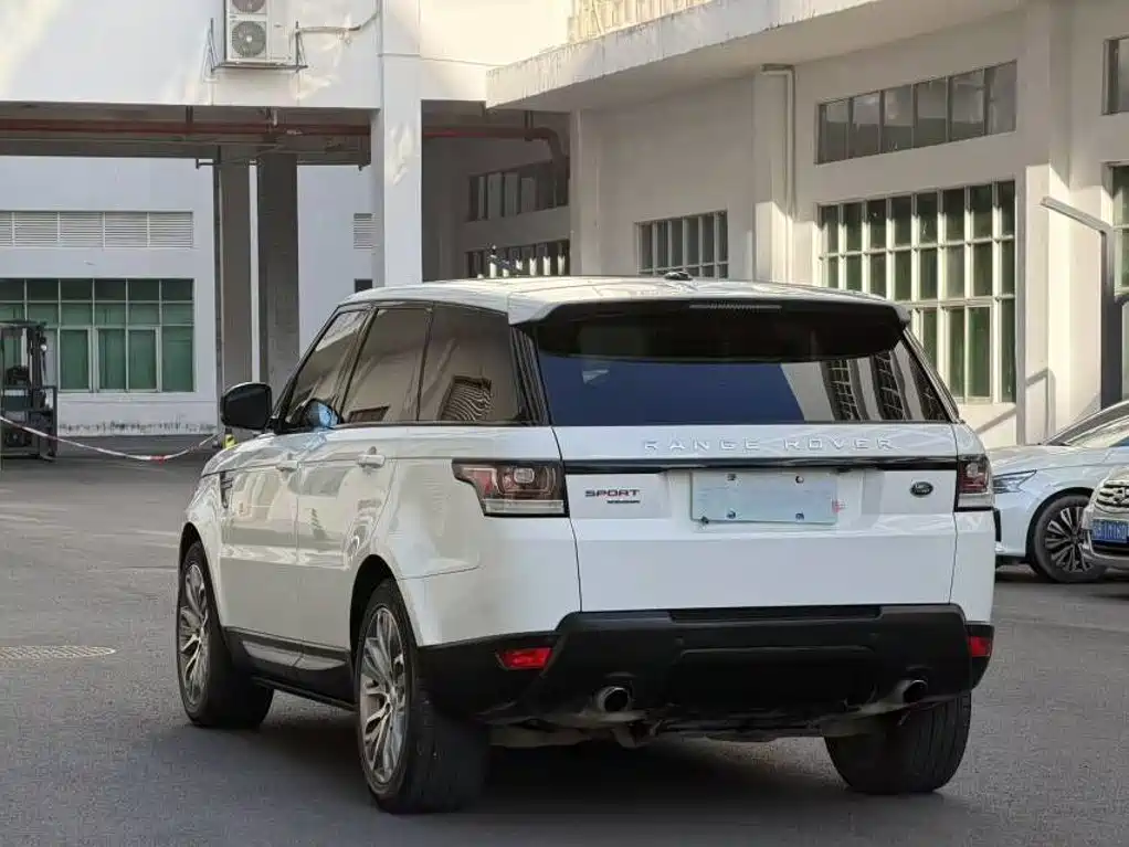 Land Rover Sport — миниатюра 12