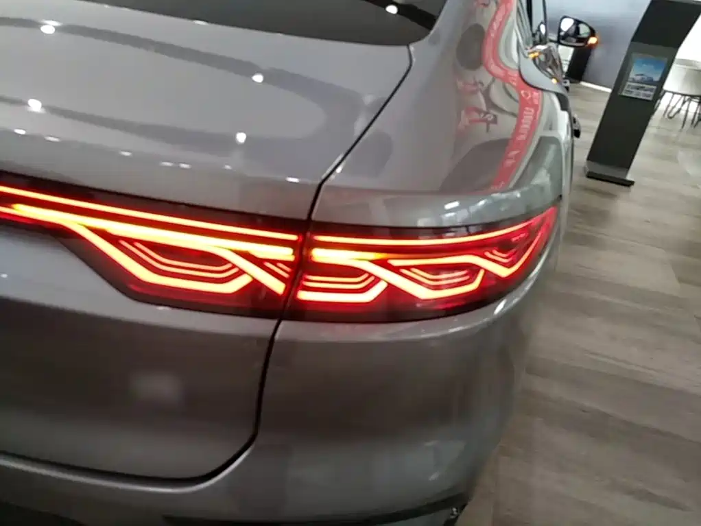 BYD Han — миниатюра 8