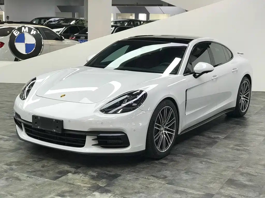 Porsche Panamera 2019