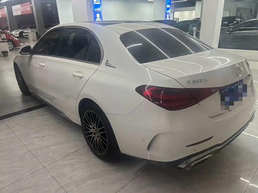 Mercedes-Benz C-Class — миниатюра 5