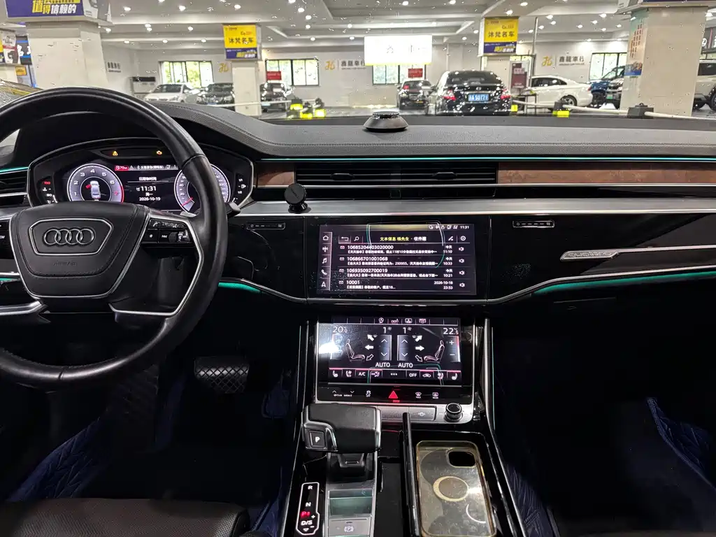 Audi A8 — миниатюра 10