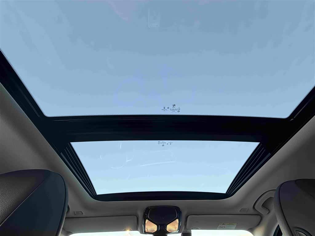 BMW 3 Series 2.0 л 2022 г. Чёрный, пробег 49000 км