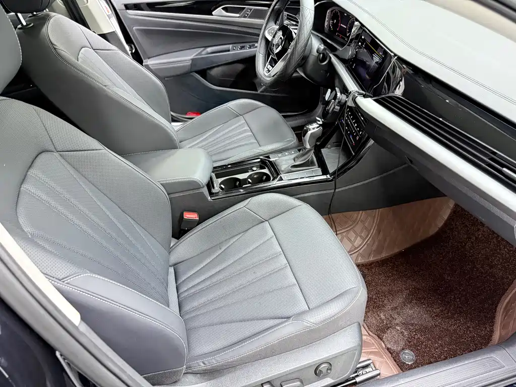 Volkswagen Passat — миниатюра 7