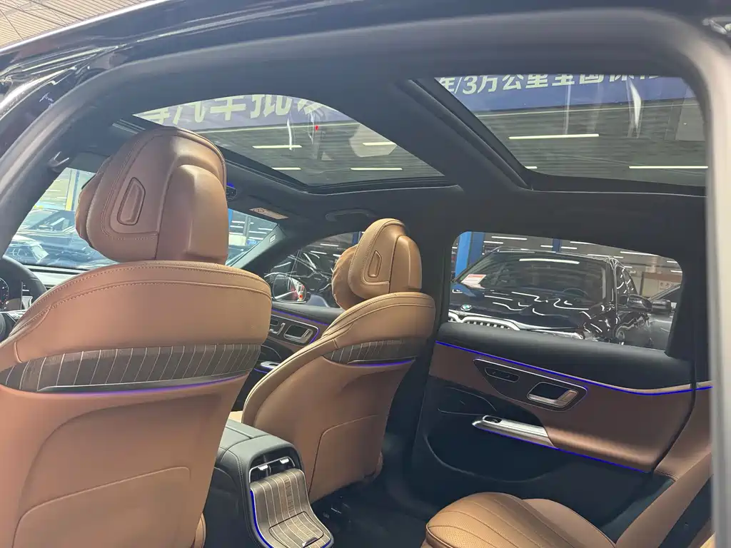 Mercedes-Benz E-Class — миниатюра 16