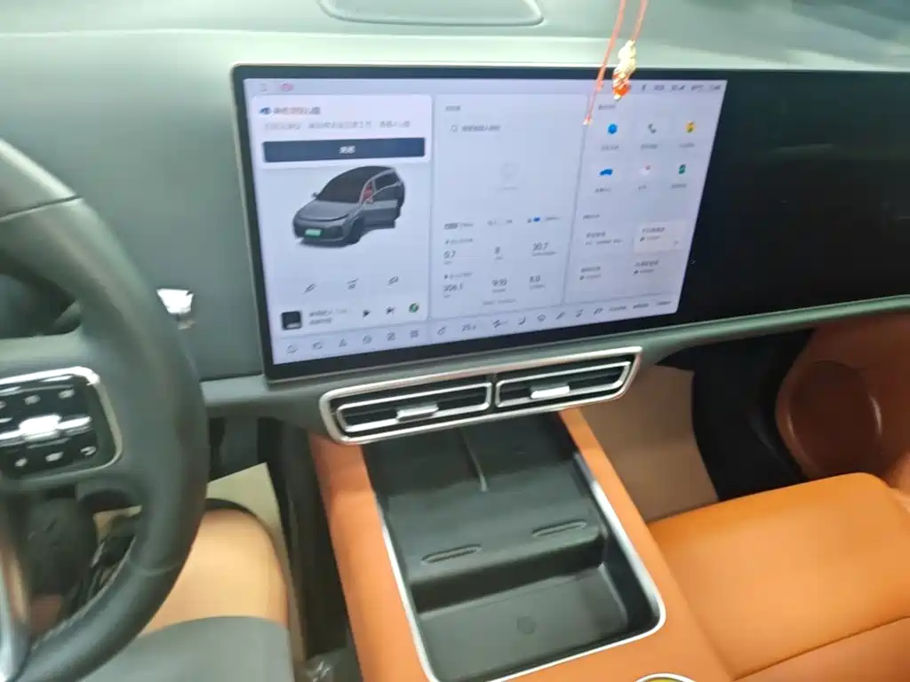Li Auto Li L8 — миниатюра 13
