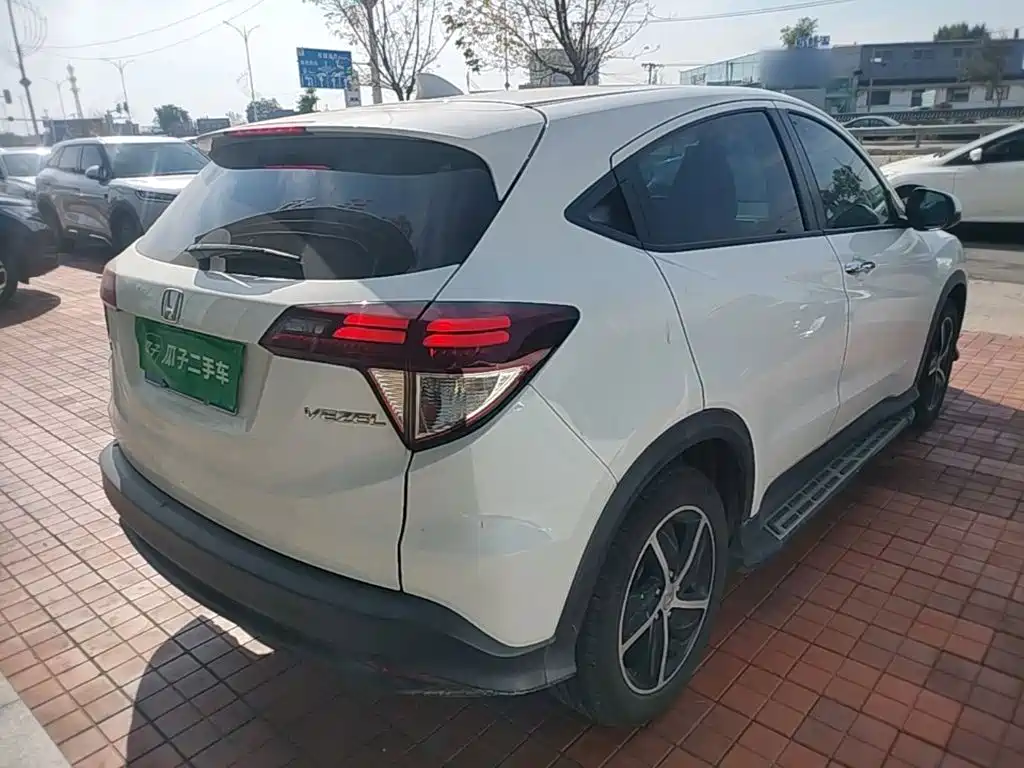 Honda Vezel — миниатюра 7