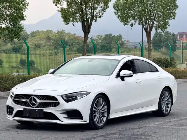 MERCEDES BENZ CLS