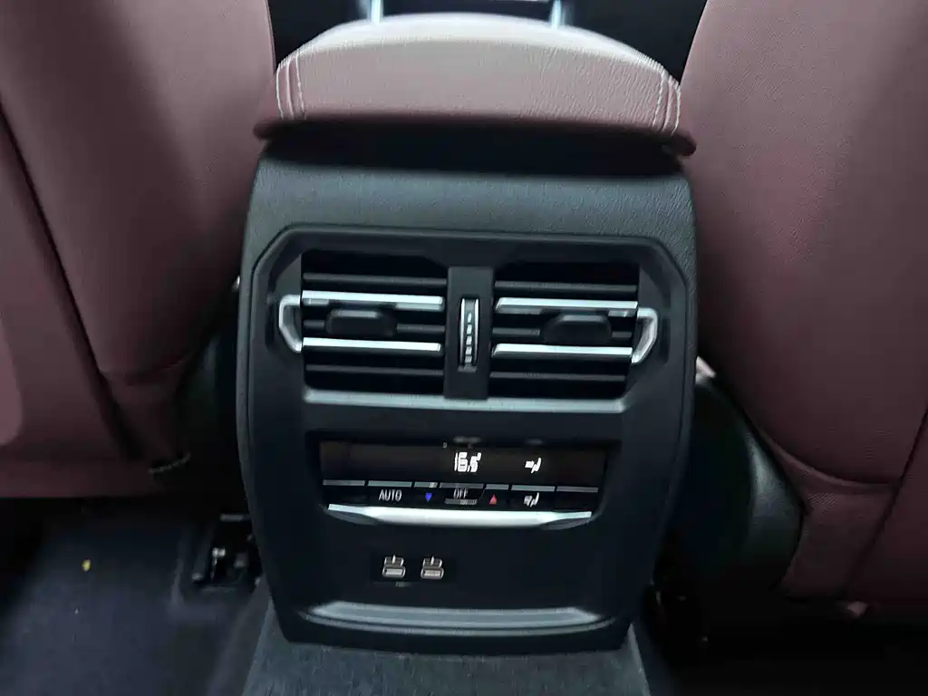 BMW 3 Series — миниатюра 17