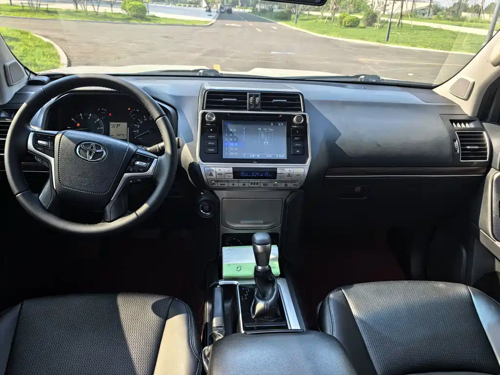 Toyota Prado — миниатюра 8