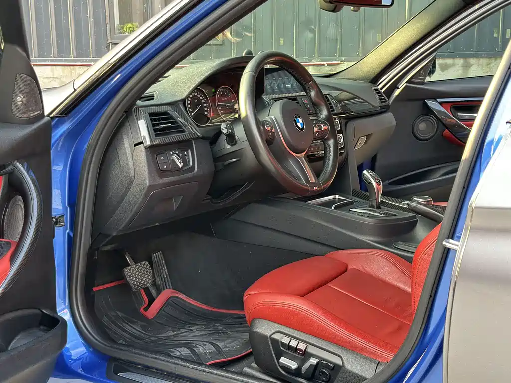 BMW 3 Series — миниатюра 4