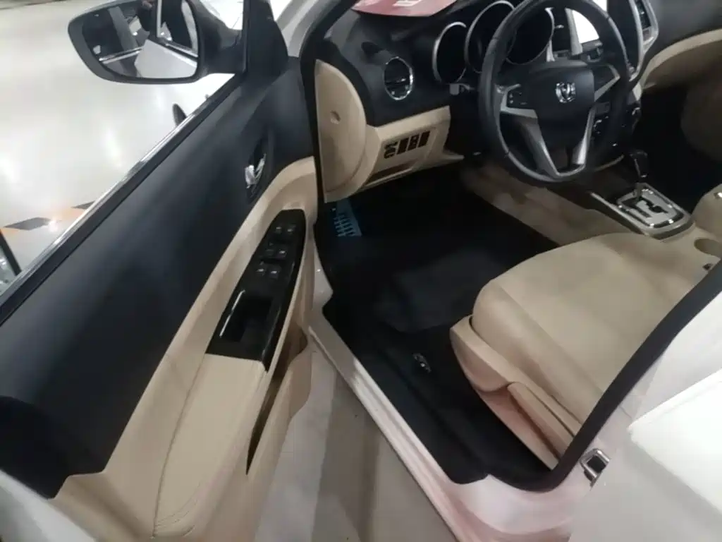 Changan Eado — миниатюра 16