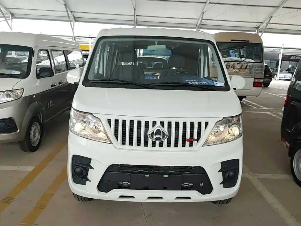 Changan M60 2023 1.5L GDI Comfort 6/7 мест