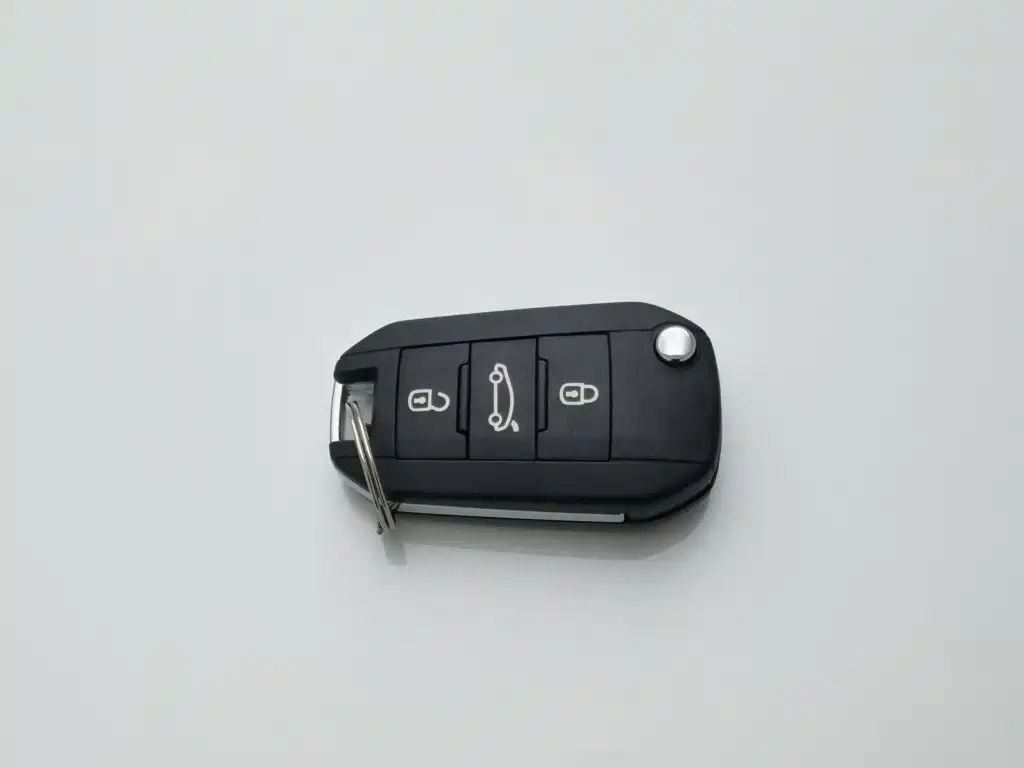 Peugeot 408 — миниатюра 19