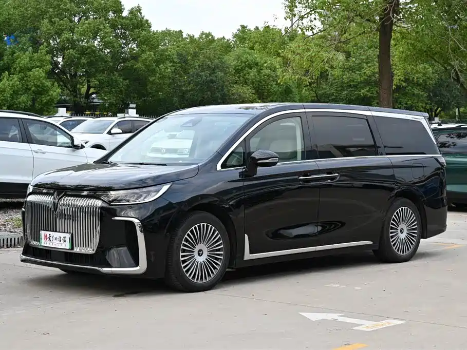 LANTU AUTOMOBILE LANTU DREAMER