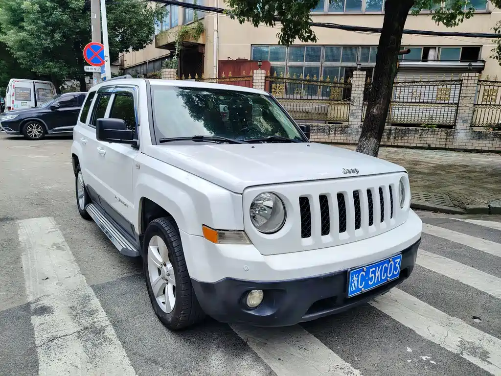 Jeep Patriot — миниатюра 3