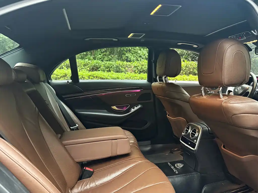Mercedes-Benz S-Class — миниатюра 12