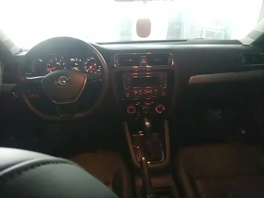 Volkswagen Sagitar — миниатюра 10