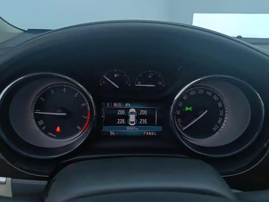 Buick Verano — миниатюра 14