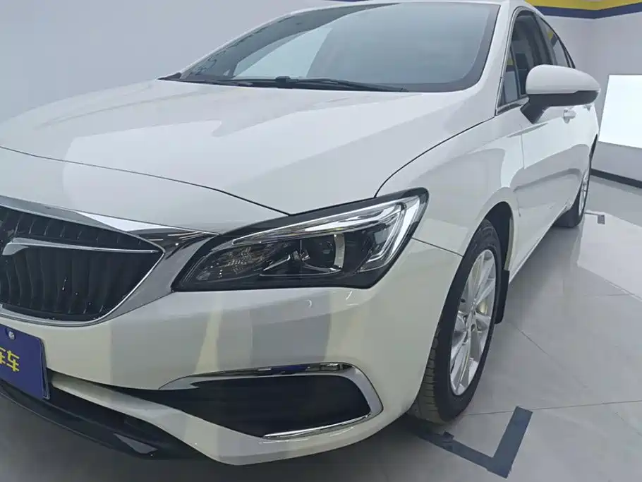 Buick Verano — миниатюра 5