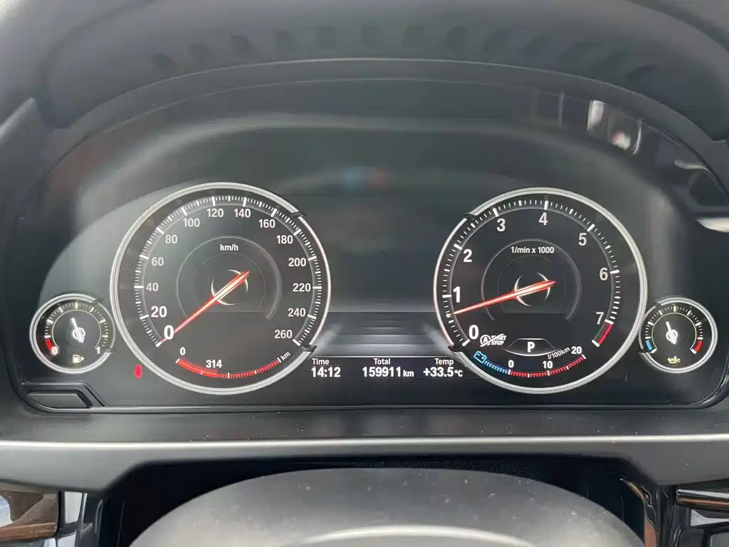 BMW X5 (Import) — миниатюра 9
