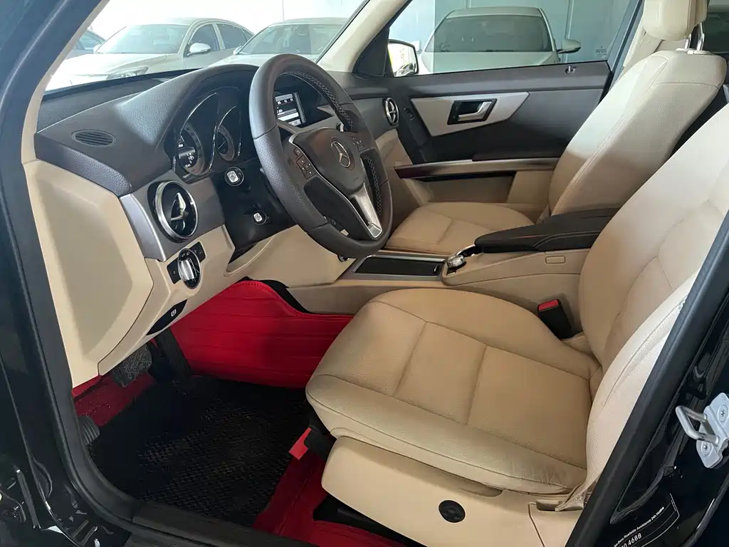 Mercedes-Benz GLK-Class — миниатюра 12