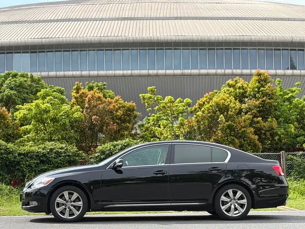 Lexus GS 2010 300