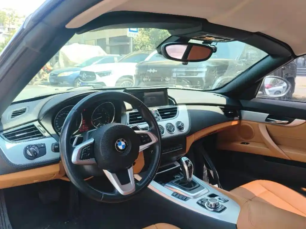 BMW Z4 — миниатюра 5