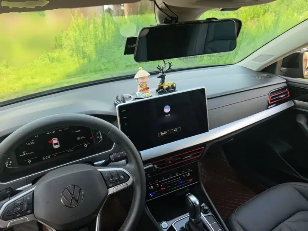 Volkswagen Lavida — миниатюра 10