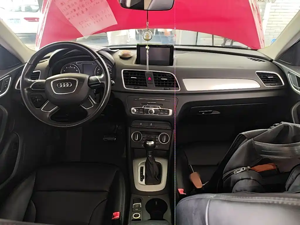 Audi Q3 — миниатюра 10