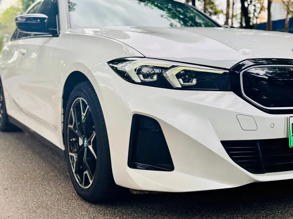 BMW i3 — миниатюра 12