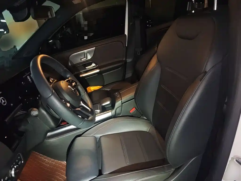Mercedes-Benz GLA — миниатюра 11