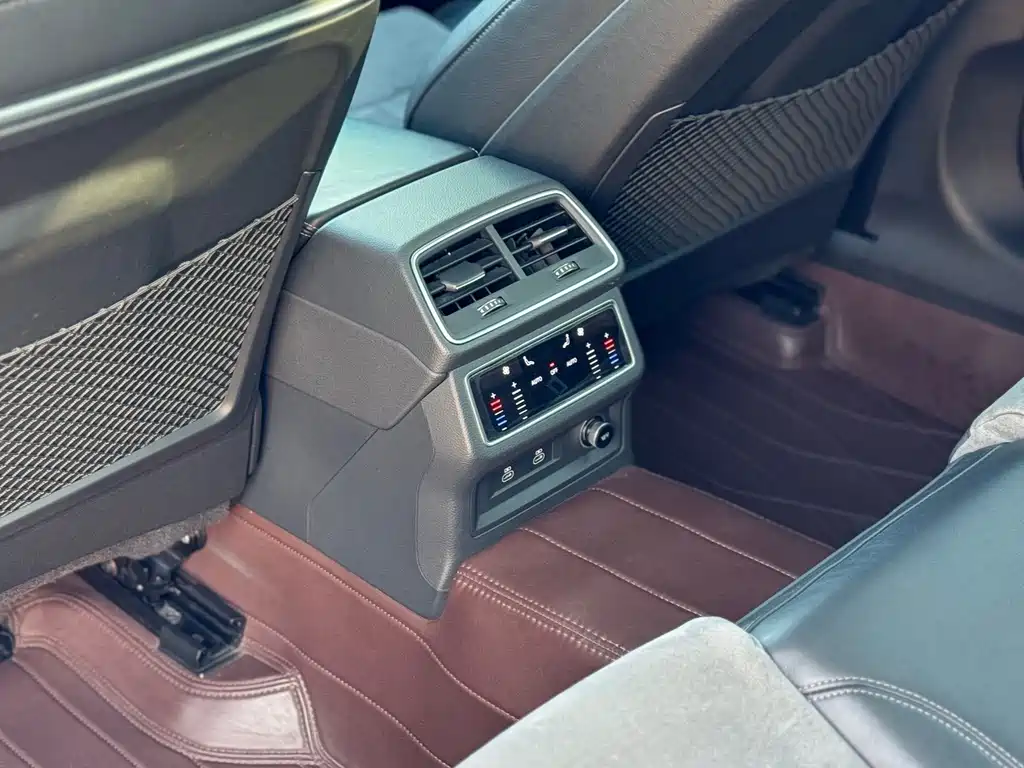 Audi A6L — миниатюра 11