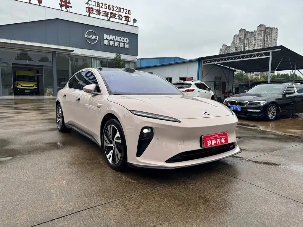 NIO ET5 — миниатюра 2
