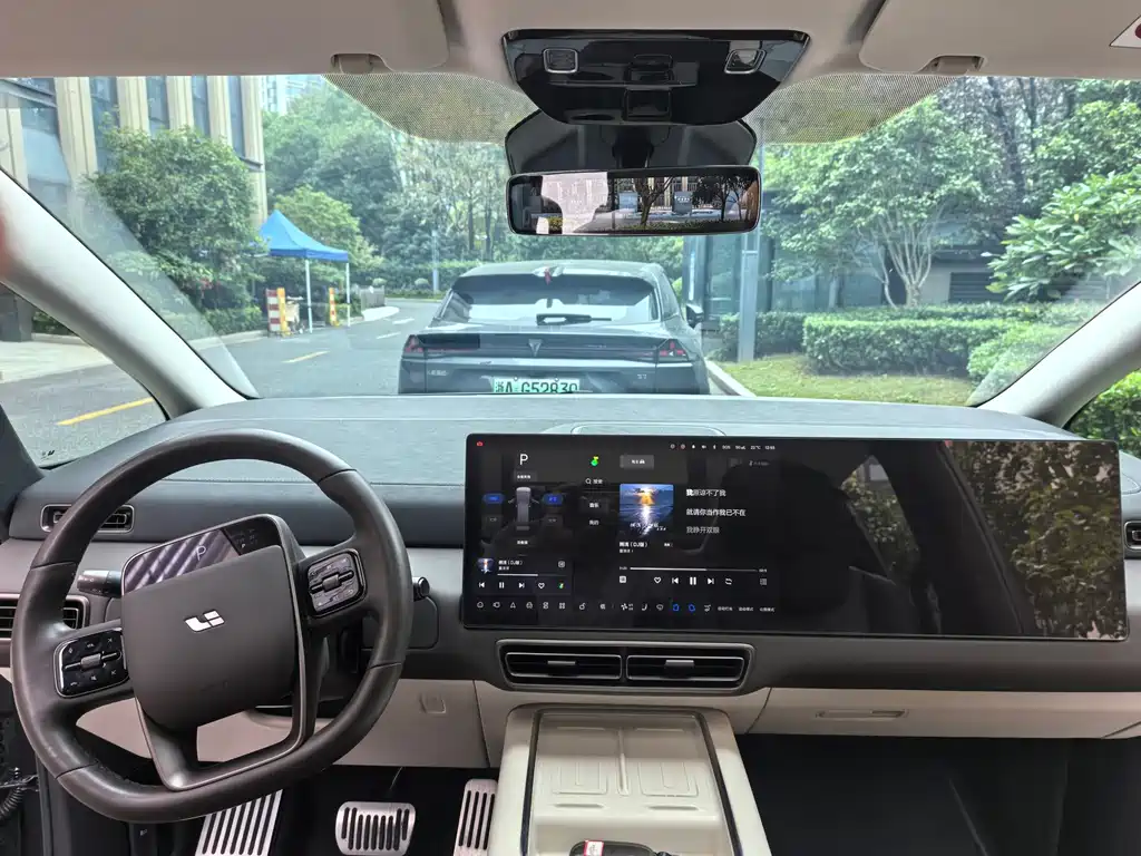 Li Auto Li MEGA — миниатюра 13